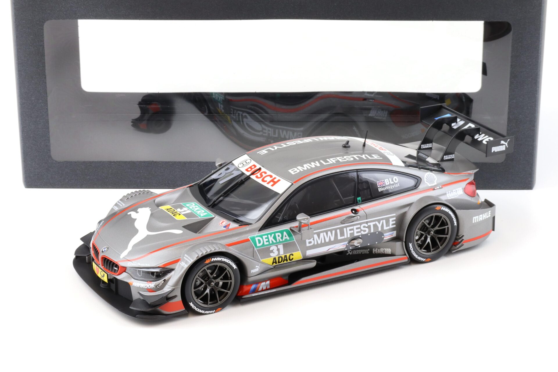 1:18 Norev BMW M4 DTM 2015 T.Blomqvist #31 BMW Team RBM DEALER VERSION