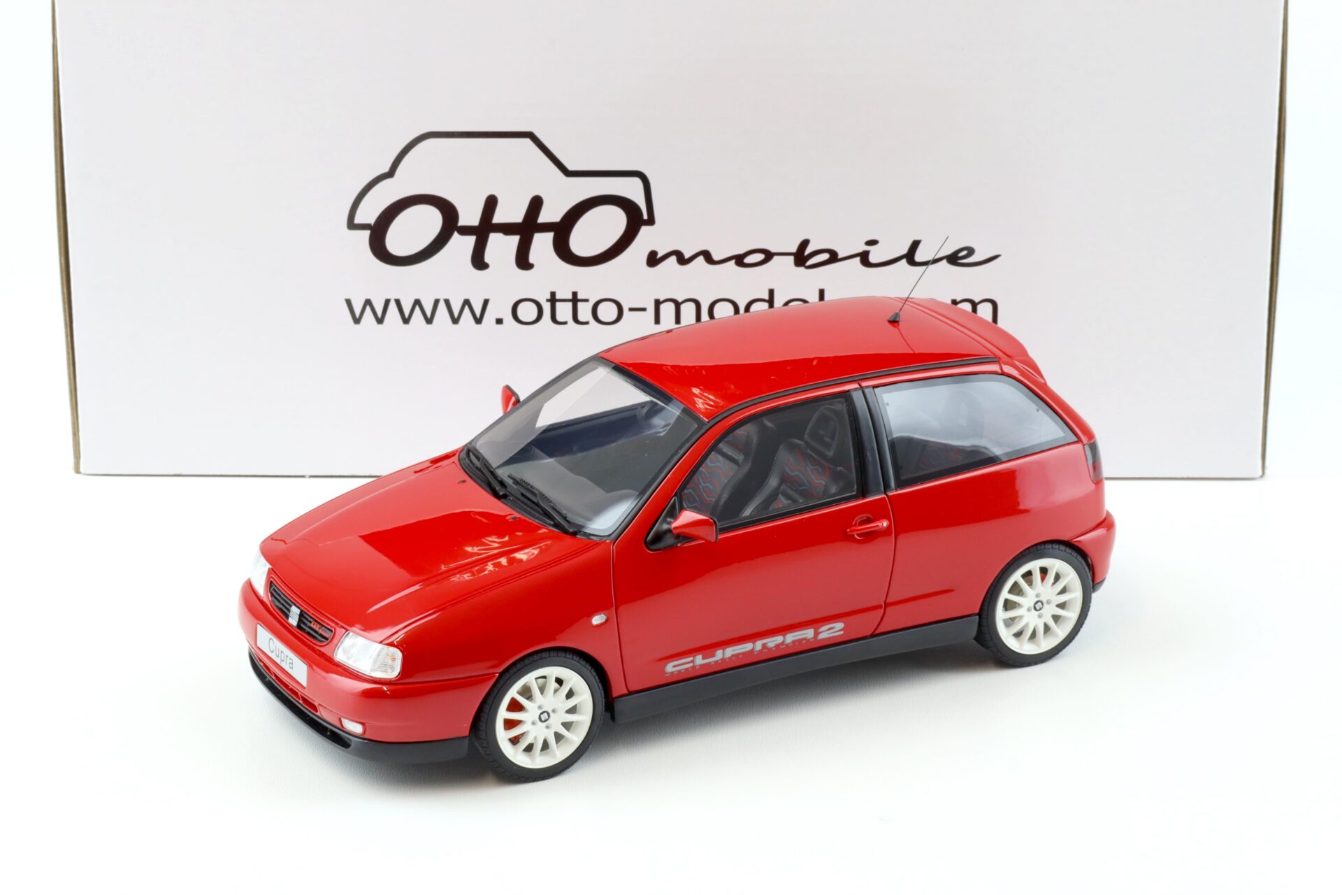 ID 92216 orig.jpg 1:18 OTTO mobile OT1092 Seat Ibiza Cupra 2 MK2 Tornado red 1997