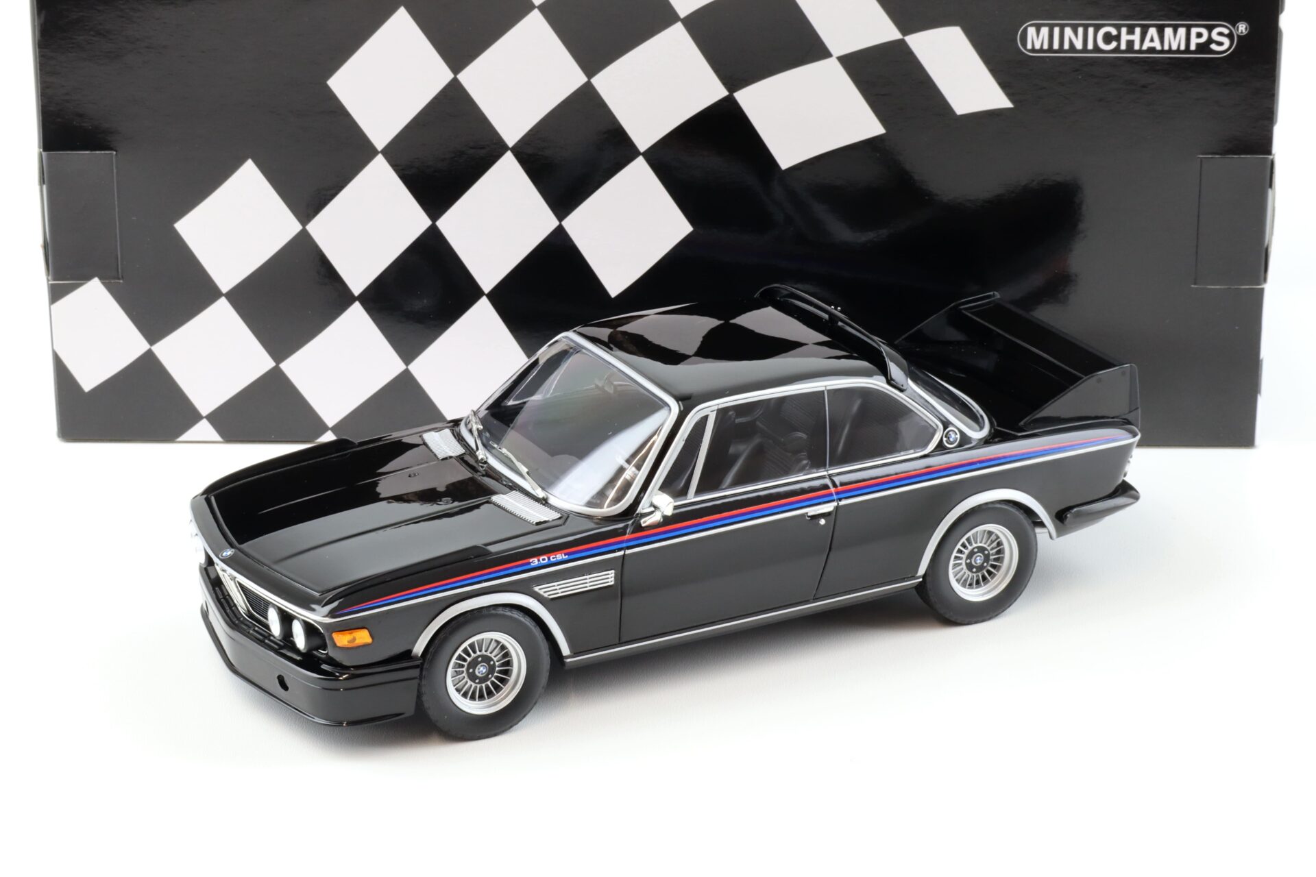 ID 92445 orig.jpg 1:18 Minichamps BMW 3.0 CSL Coupe 1973 black