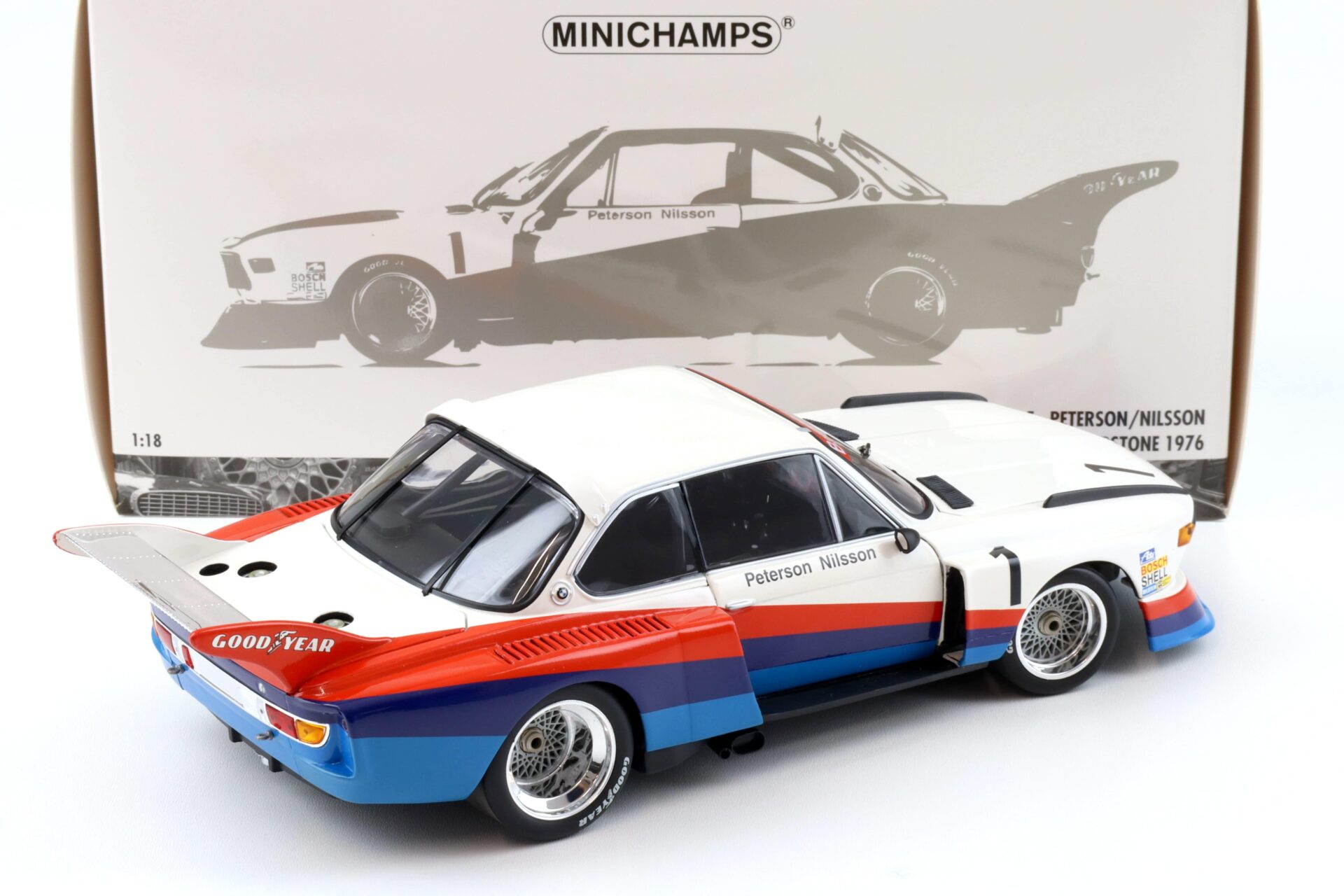 1:18 Minichamps BMW 3.5 CSL Gr.5 #1 Peterson/ Nilsson 6H Silverstone 1976