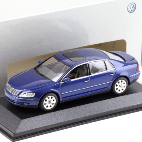 1:43 Minichamps VW Phaeton Limousine blue metallic DEALER VERSION
