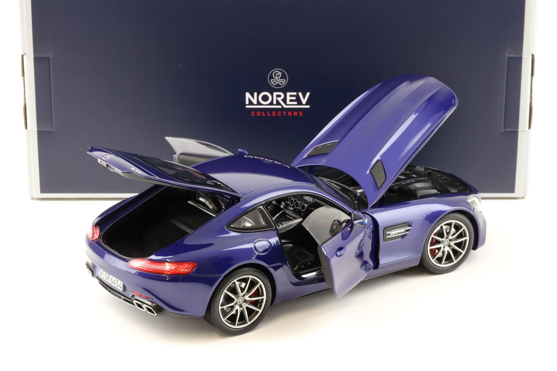 1:18 Norev Mercedes AMG GT S Coupe 2019 (C190) blue metallic