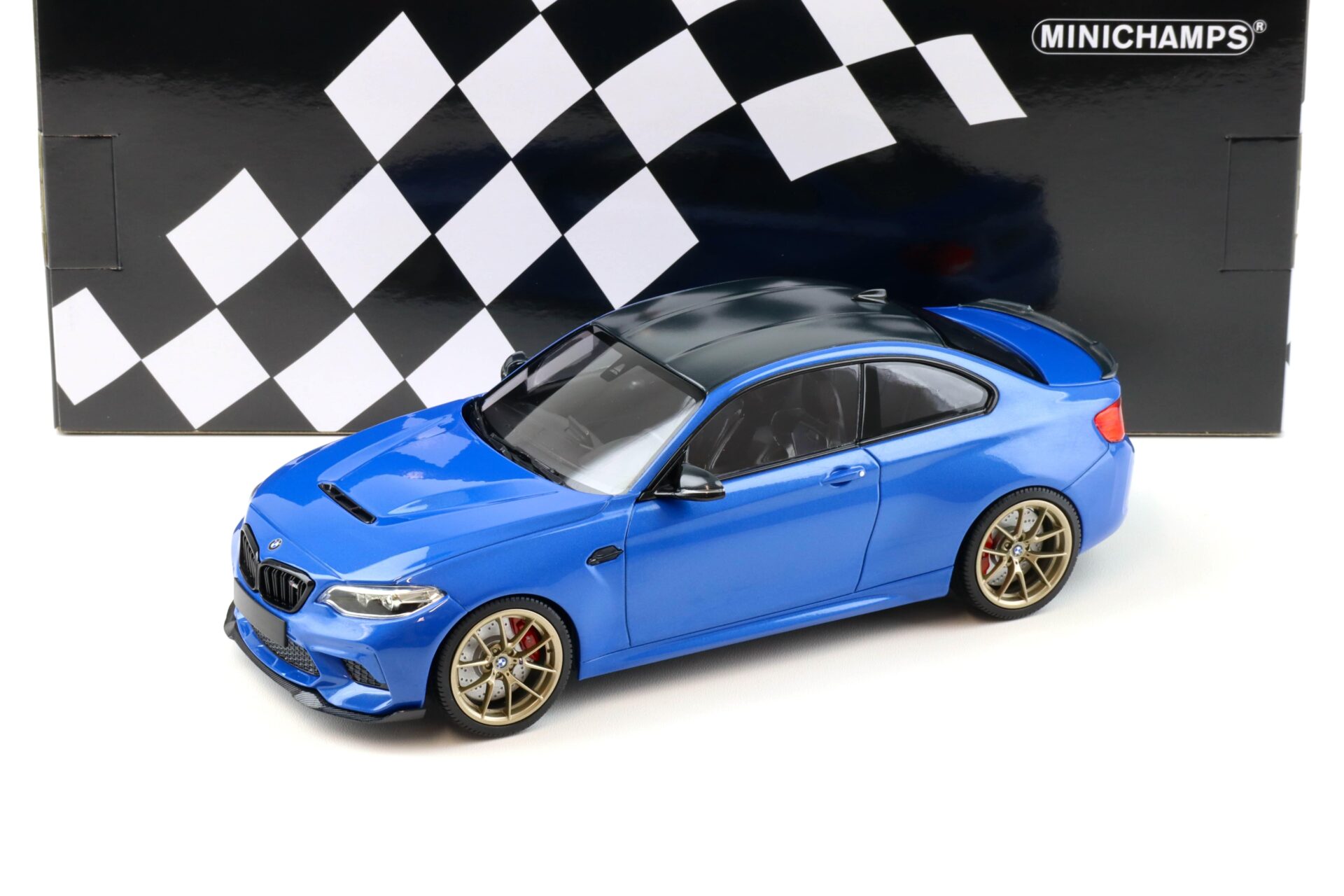 ID 92768 orig.jpg 1:18 Minichamps BMW M2 CS (F87) Coupe 2020 Misano blue/ gold wheels