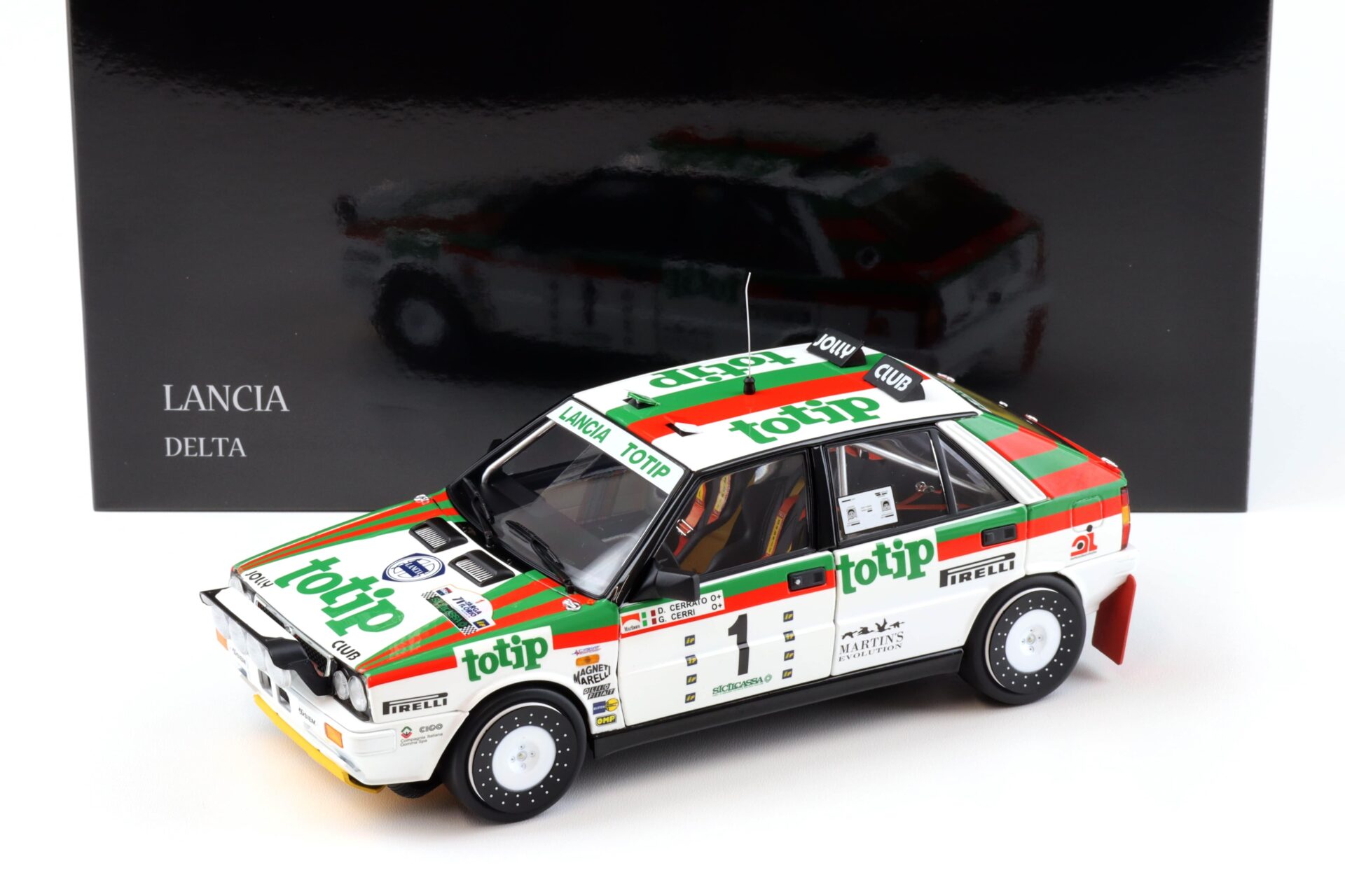 ID 93261 orig.jpg 1:18 Kyosho Lancia Delta HF 4WD 1987 Targa Florio #1 TOTIP Cerrato/Cerri 08960C