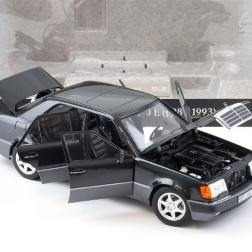 1:18 Norev Mercedes 500 E W124 5.0 V8 Limousine blue-black met. DEALER VERSION