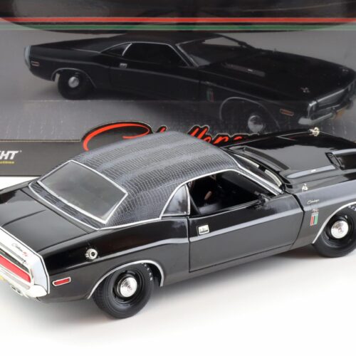 1:18 Greenlight 1970 Dodge Challenger R/T 426 Hemi Coupe THE BLACK GHOST