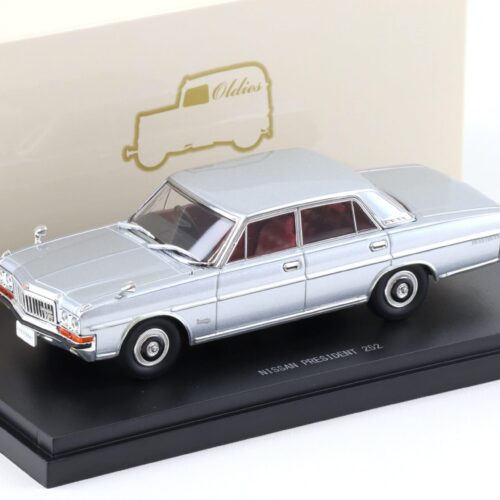 1:43 Ebbro Nissan President 252 Limousine silver metallic