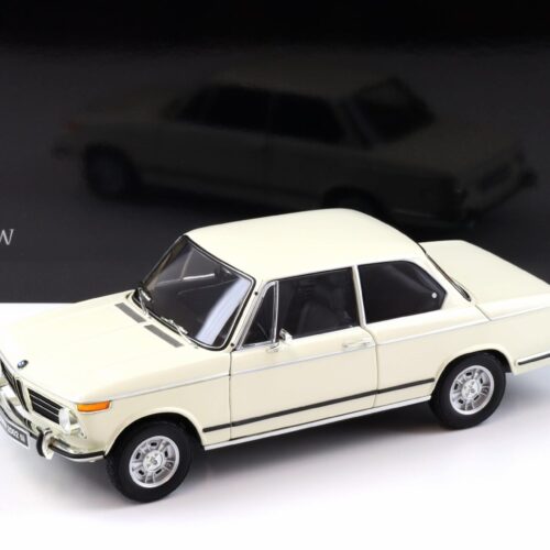 1:18 Kyosho BMW 2002 Tii 1972 white 08543W