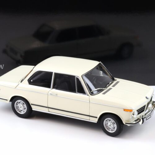 1:18 Kyosho BMW 2002 Tii 1972 white 08543W