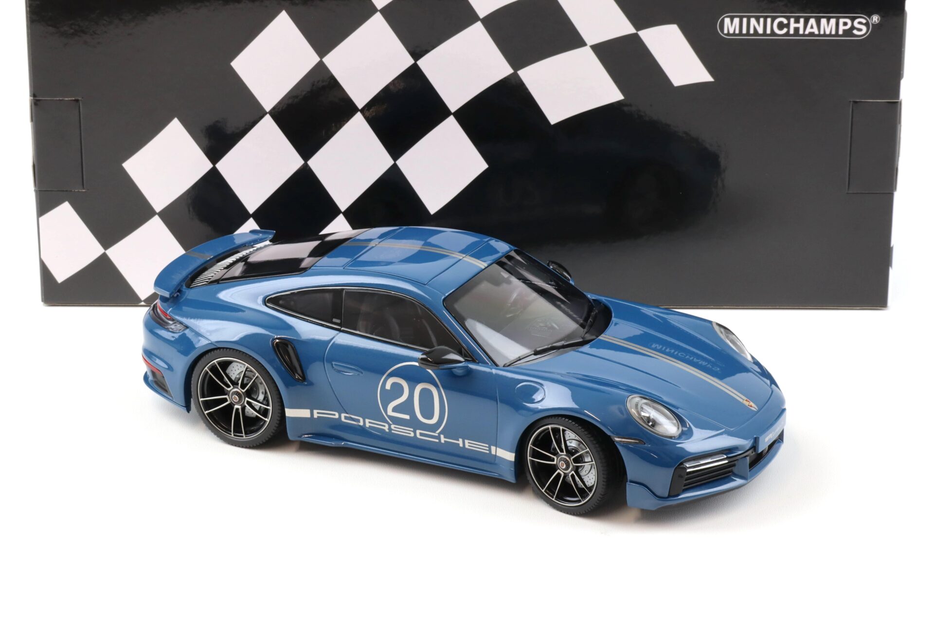 1:18 Minichamps Porsche 911 (992) Turbo S Coupe Sport Design 2021 blue