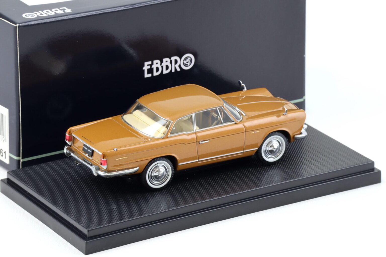 Figurine 1:43 Nissan Prince Skyline Sport Coupé 1962 - Ebbro - Or Métallique - Neuve