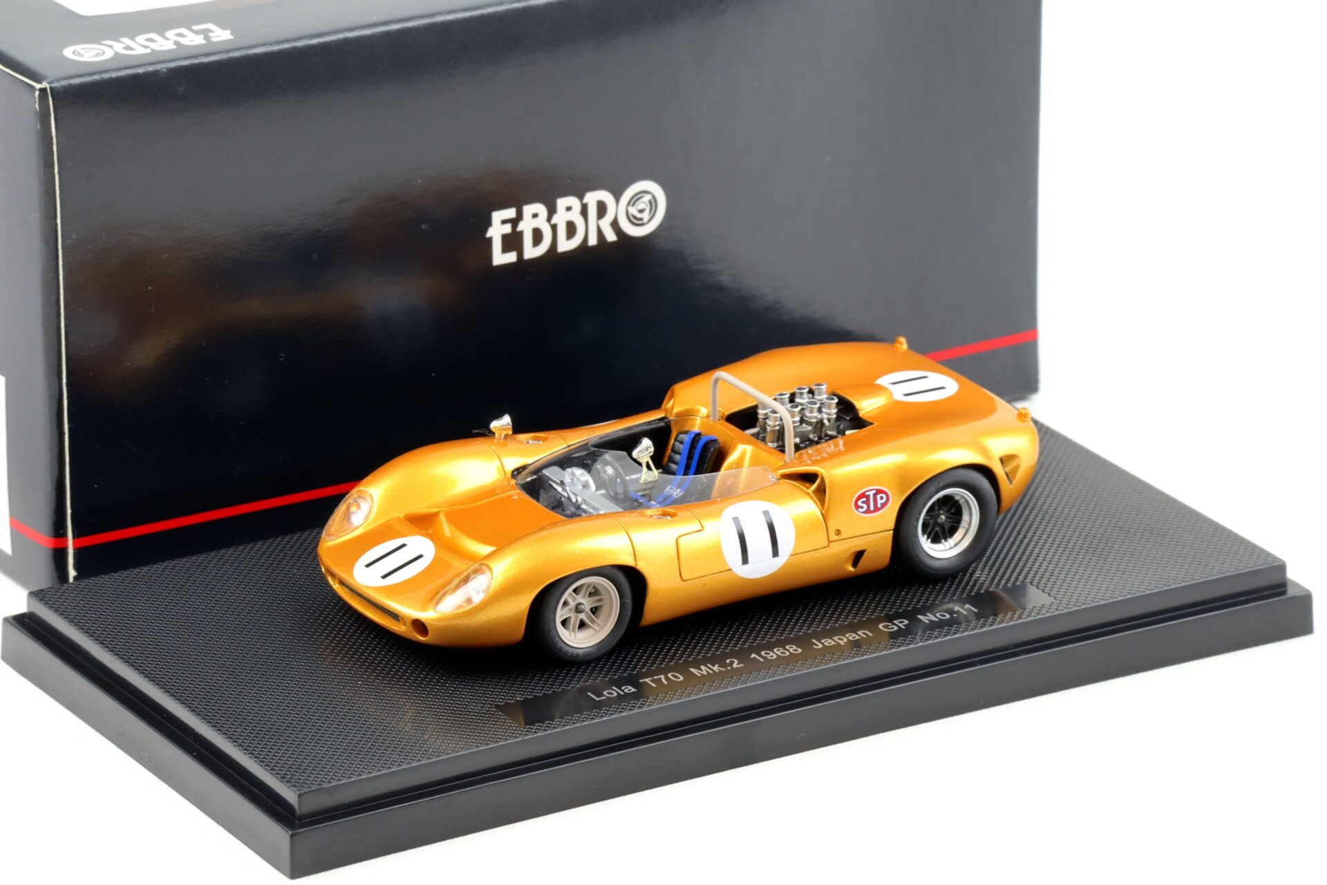 ID 94366 orig.jpg 1:43 Ebbro Lola T70 MK.2 Japan GP 1968 #11 Yasuda gold