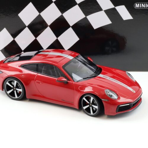 1:18 Minichamps Porsche 911 (992) Carrera 4S Coupe 2019 Karmin red