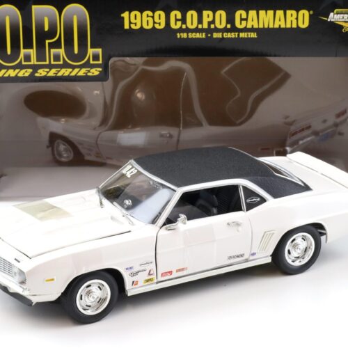 1:18 ERTL 1969 Chevrolet COPO Camaro white/ black Hobby Edition 36677