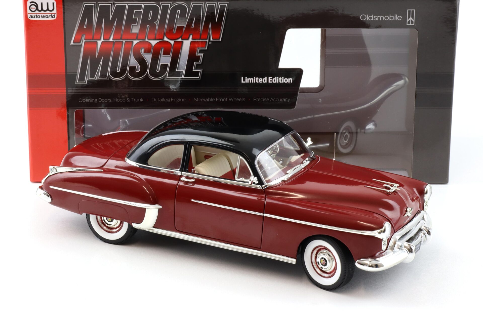 1:18 Auto World 1950 Oldsmobile Rocket 88 Holiday Coupe dark red/ black