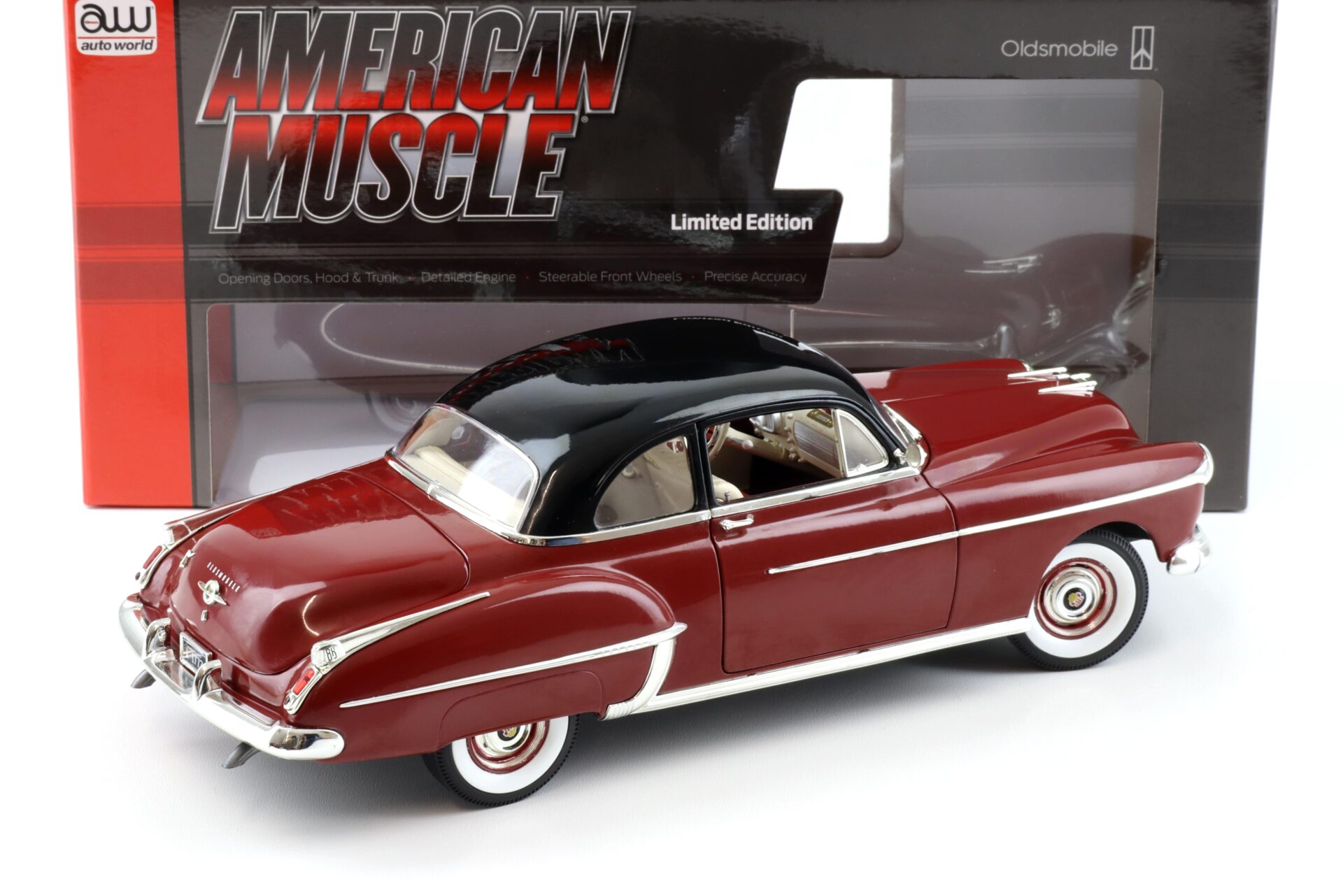 1:18 Auto World 1950 Oldsmobile Rocket 88 Holiday Coupe dark red/ black