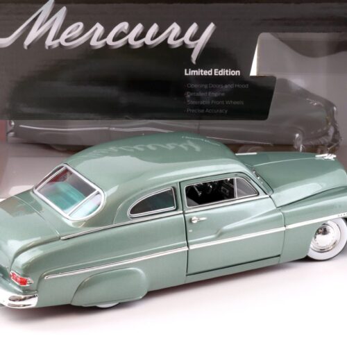 1:18 Auto World 1949 Mercury Eight Coupe Berwick green
