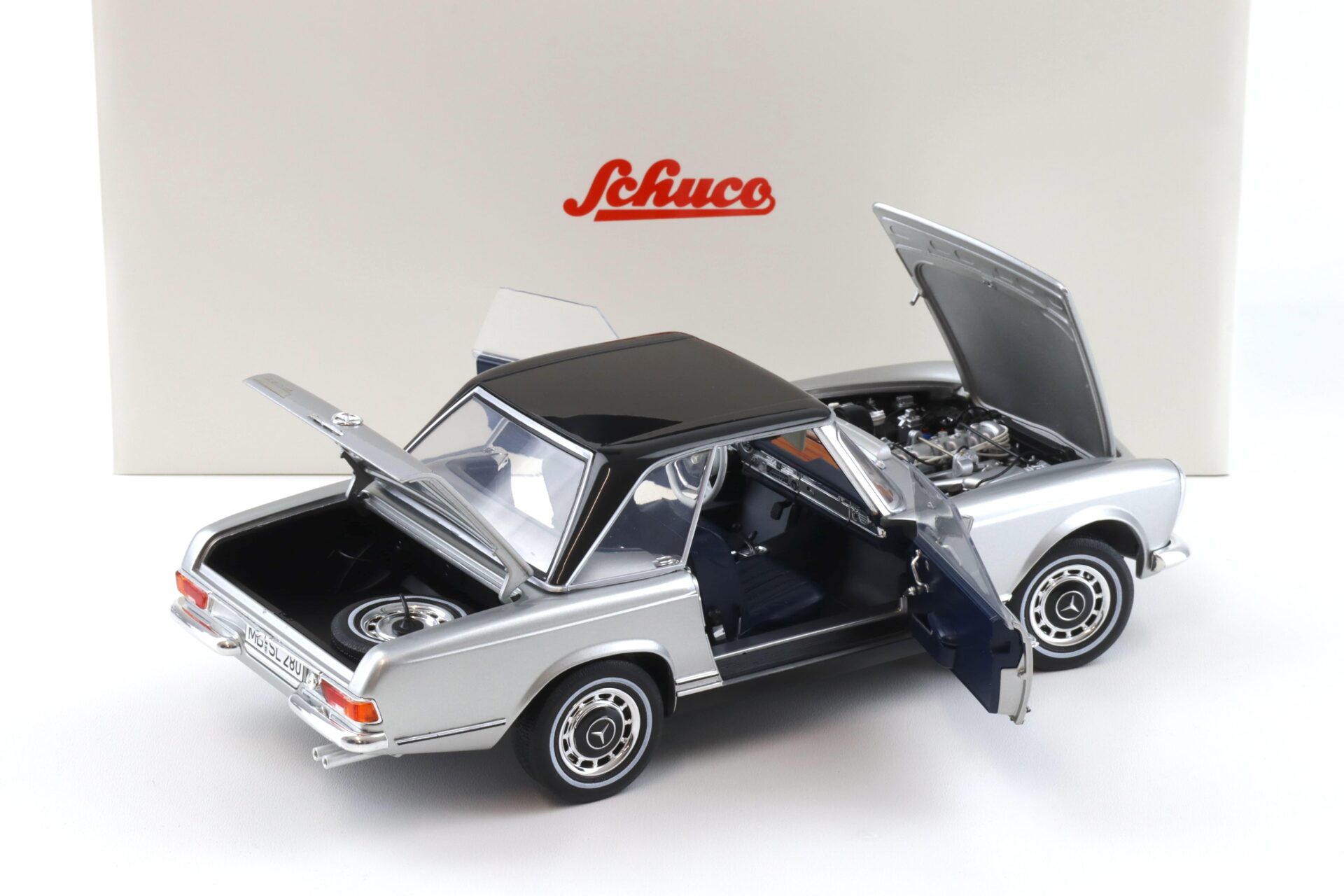 1:18 Schuco Mercedes 280 SL Pagode W113 with Hardtop silver/ blue interior