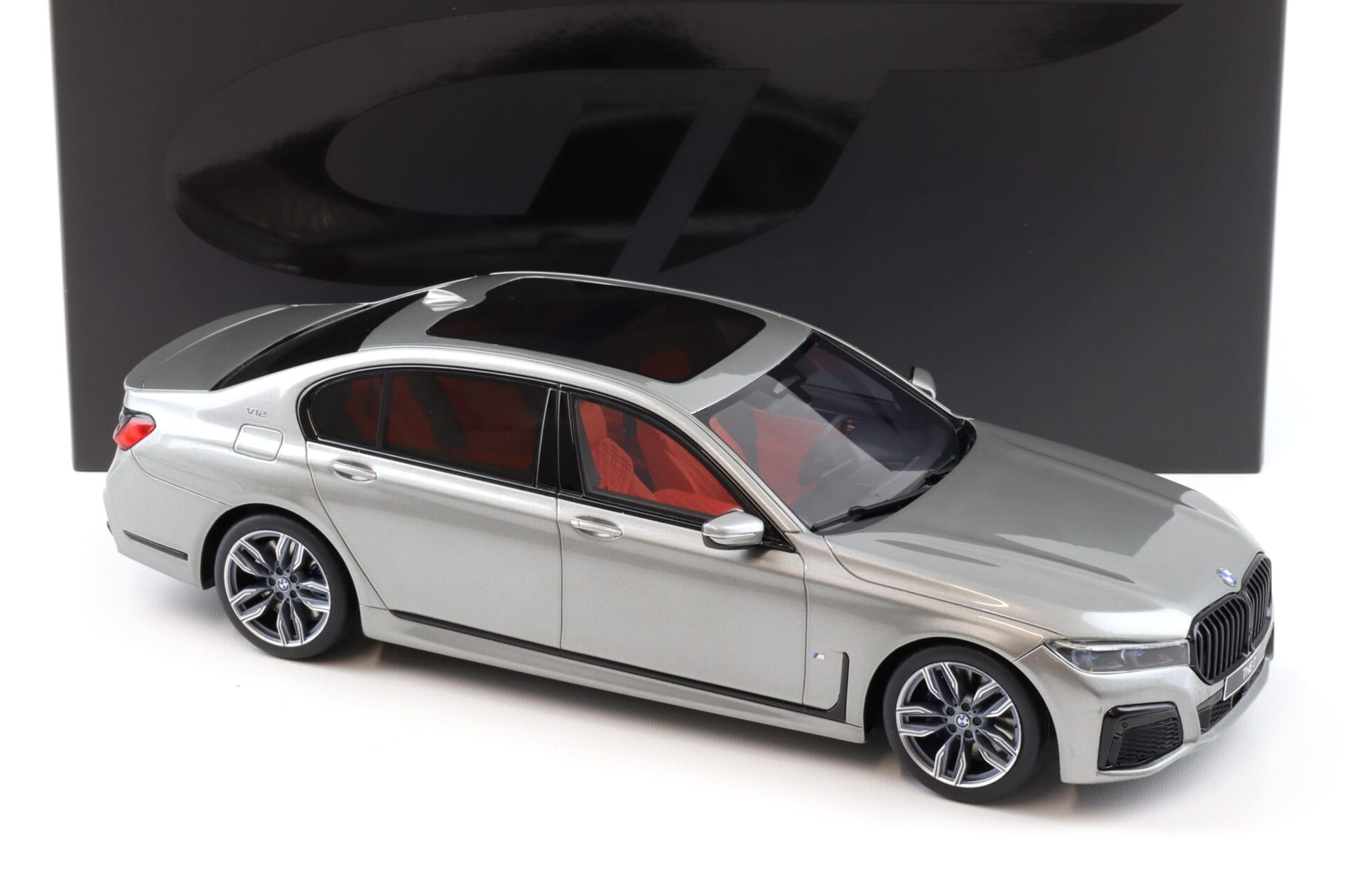 1:18 GT Spirit GT478 BMW 7 Series G12 M760i V12 Final Edition Donington grey 2020