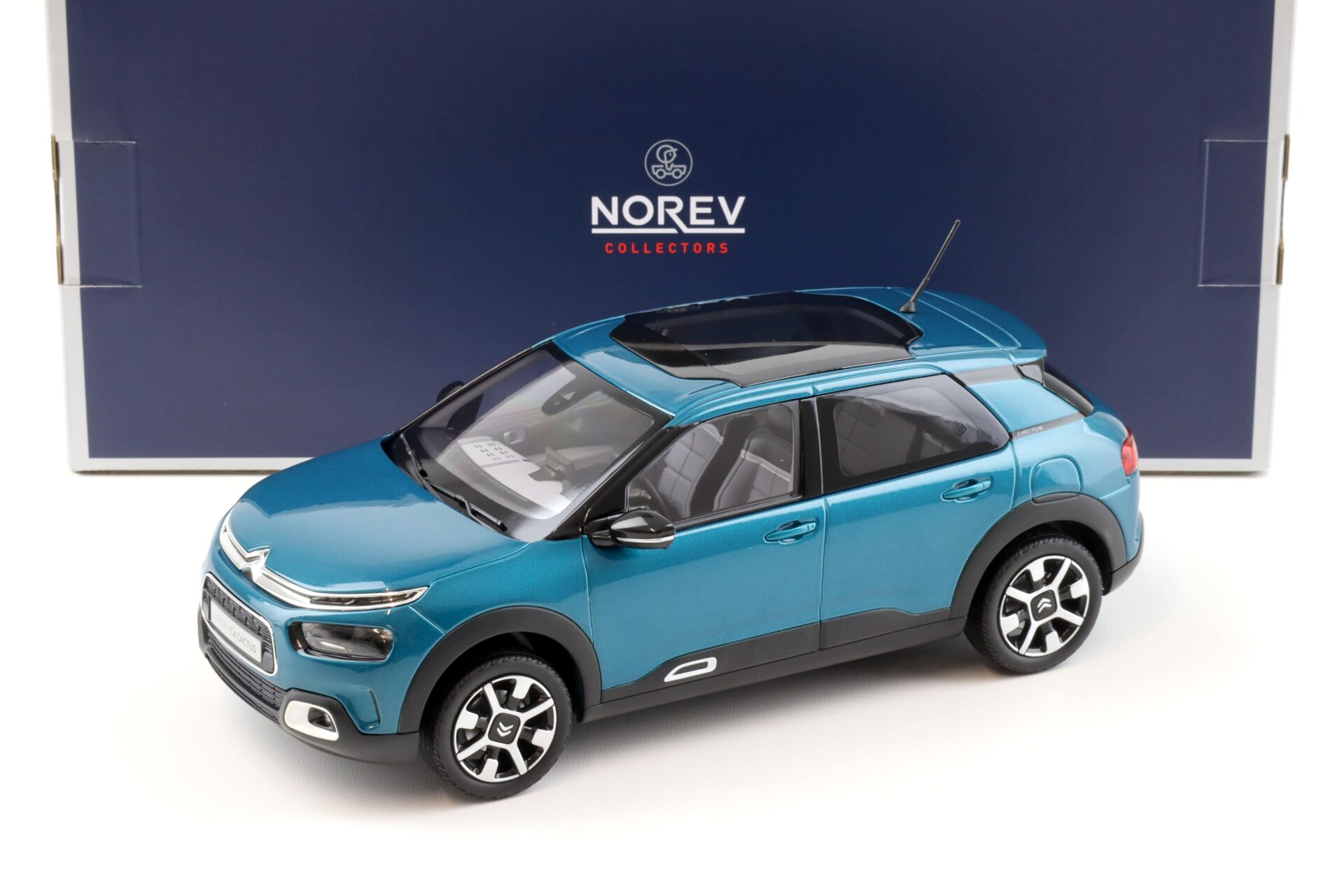 1:18 Norev Citroen C4 Cactus 2018 Emeraude blue & white deco