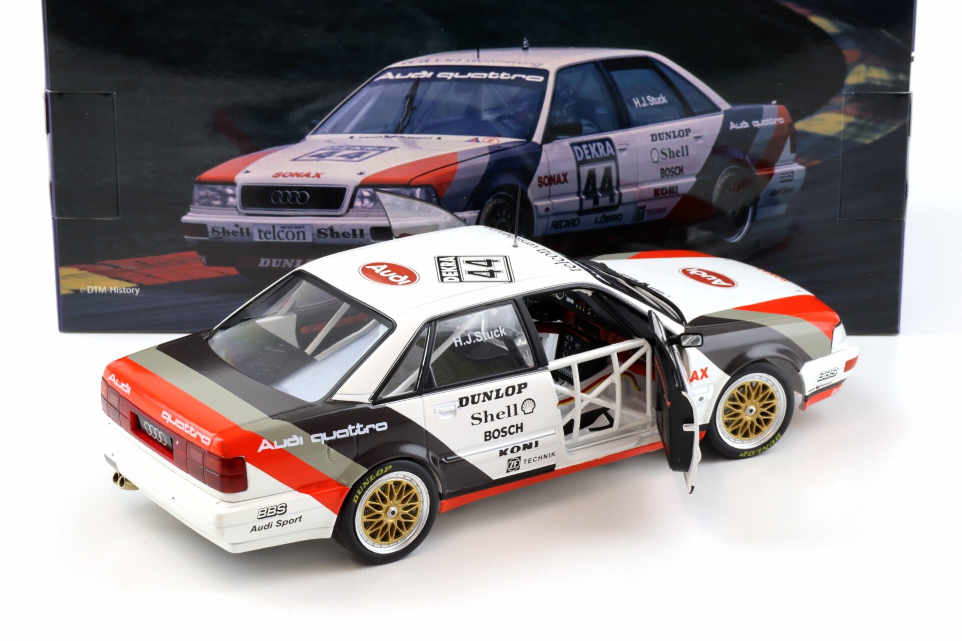 1:18 WERK83 Audi V8 DTM #44 DTM Champion 1990 Hans Joachim Stuck