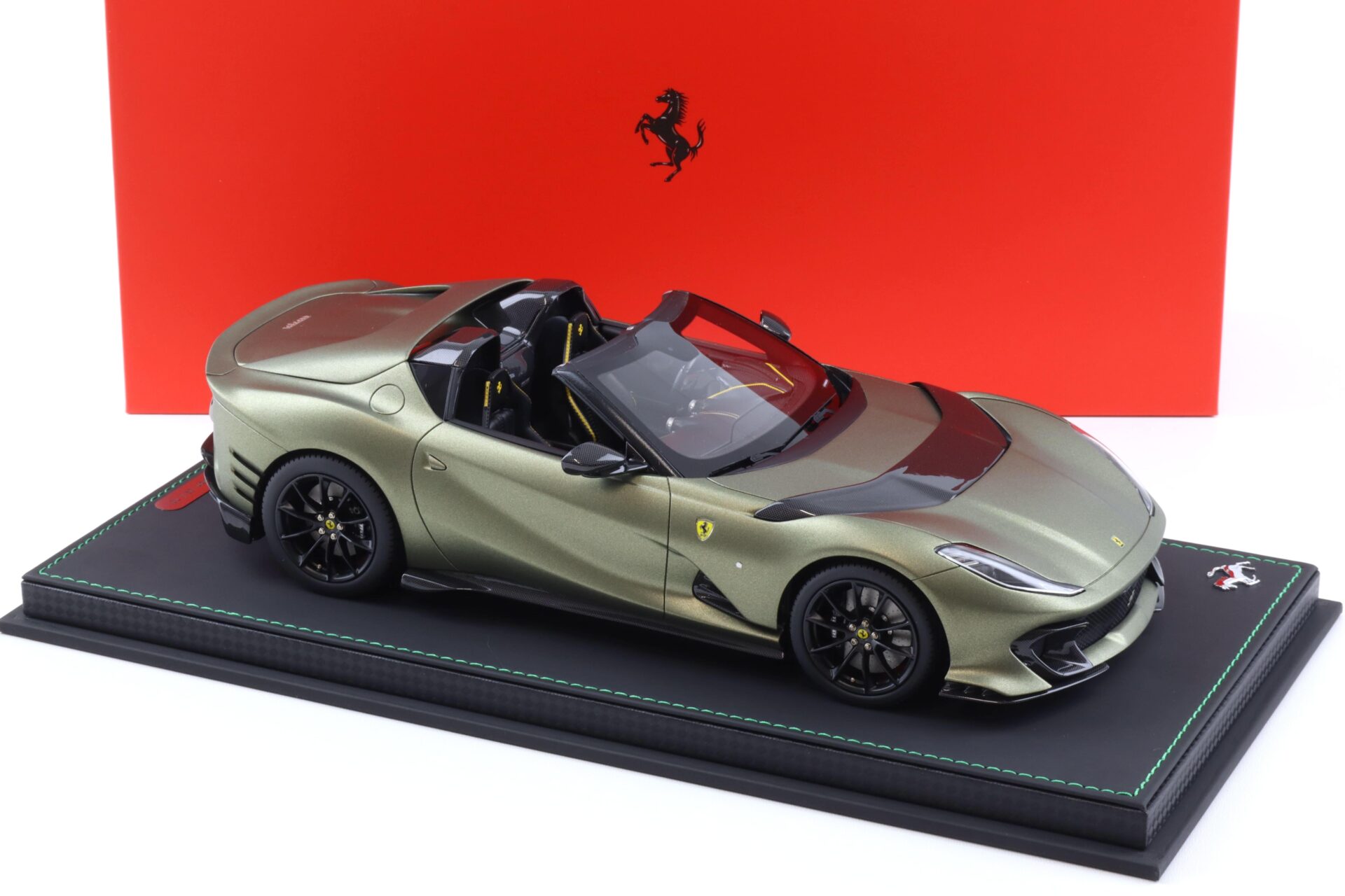1:18 BBR Ferrari 812 Competizione A Aperta Verde Manzoni matt - Limited 70 pcs.