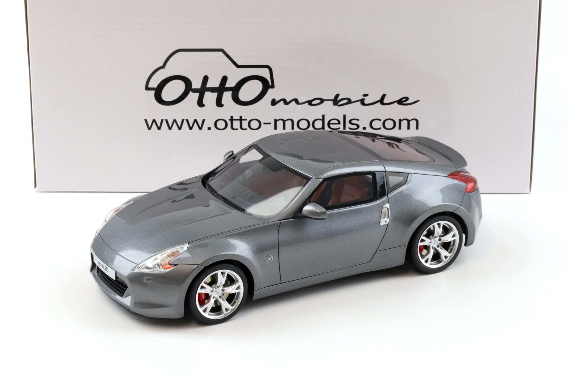 1:18 OTTO mobile OT465 Nissan 370Z Gun grey Kad metallic 2009