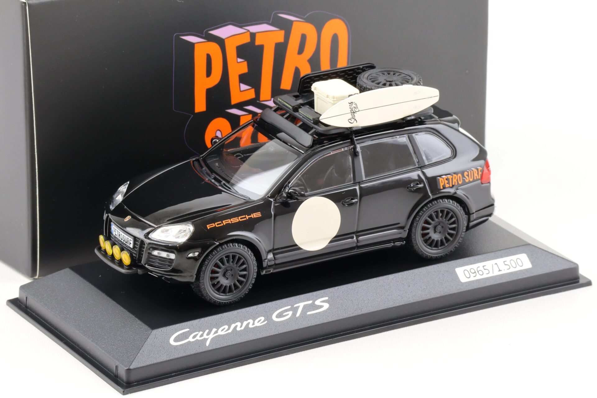 ID 96261 orig.jpg 1:43 Minichamps Porsche Cayenne GTS (E1) PSUV Petro Surf black WAP DEALER