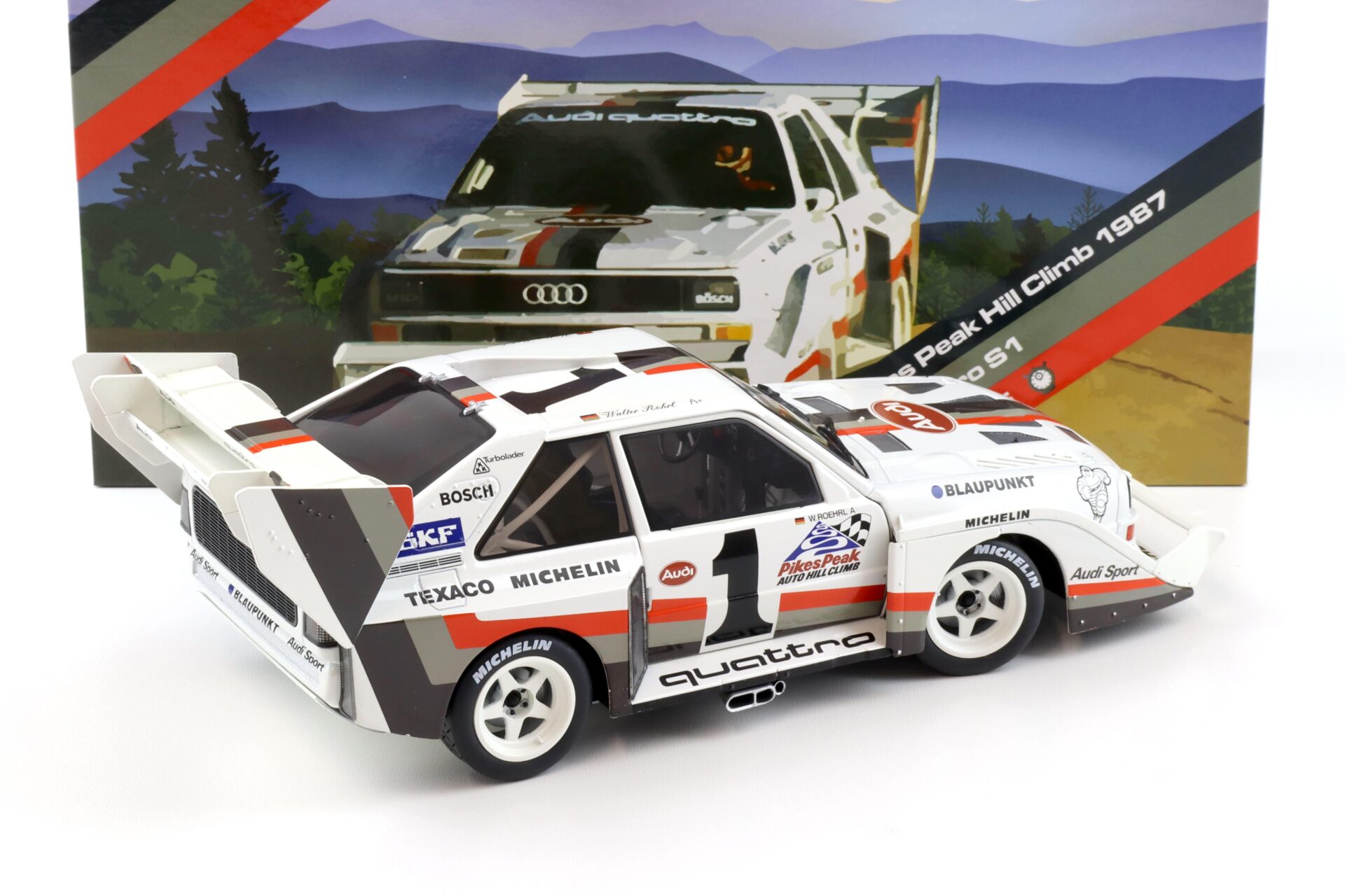 1:18 WERK83 Audi Sport Quattro S1 E2 Winner Pikes Peak 1987 Walter Röhrl #1 Collectors Box
