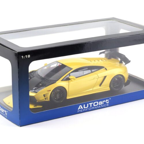 1:18 AUTOart Lamborghini Gallardo LP560-4 Super Trofeo yellow 74687
