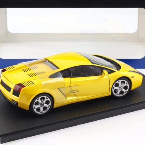 1:18 AUTOart Lamborghini Gallardo Coupe metallic yellow 74571