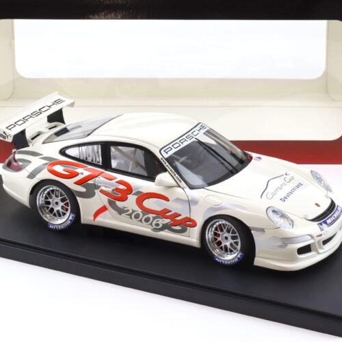 1:18 AUTOart Porsche 911 997 GT3 CUP 2006 Promo Cup Livery white 80681