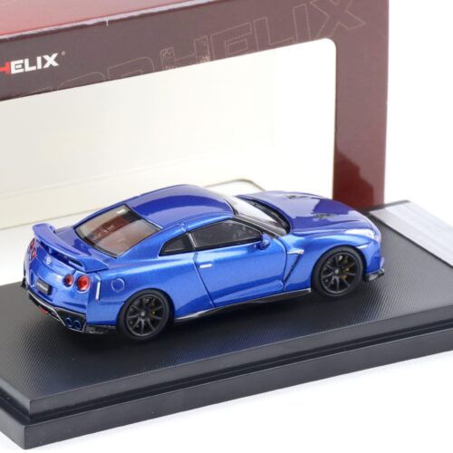 1:64 Motorhelix Nissan GT-R (R35) Track Edition Bayside blue M63513