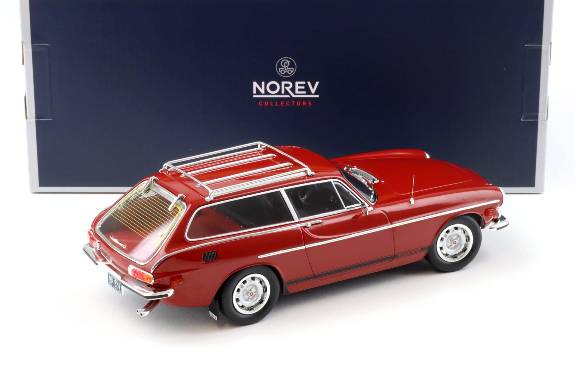 1:18 Norev Volvo 1800 ES US Version 1972 red with lower side stripes