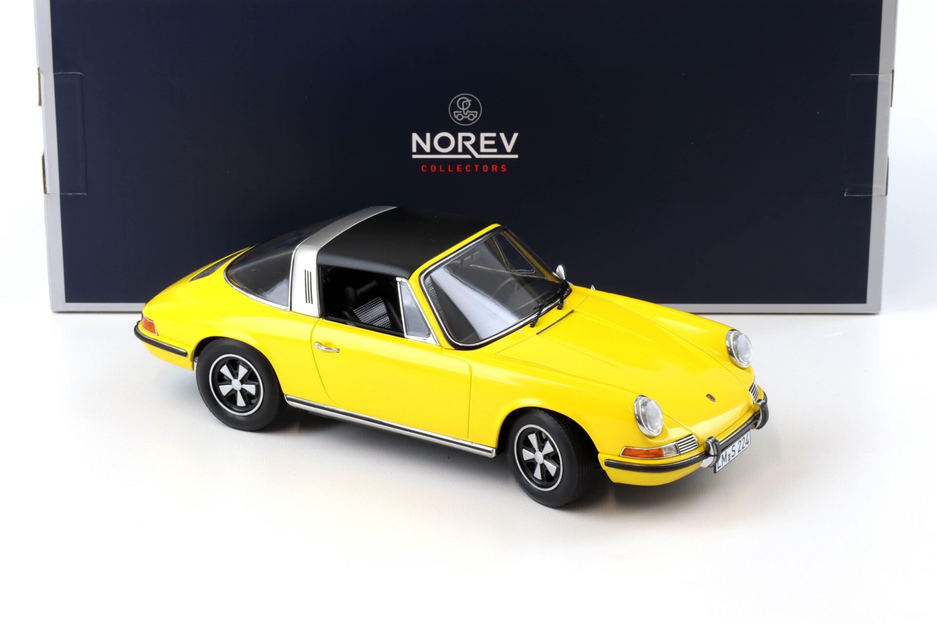 1:18 Norev Porsche 911 E Targa 1969 yellow 187643