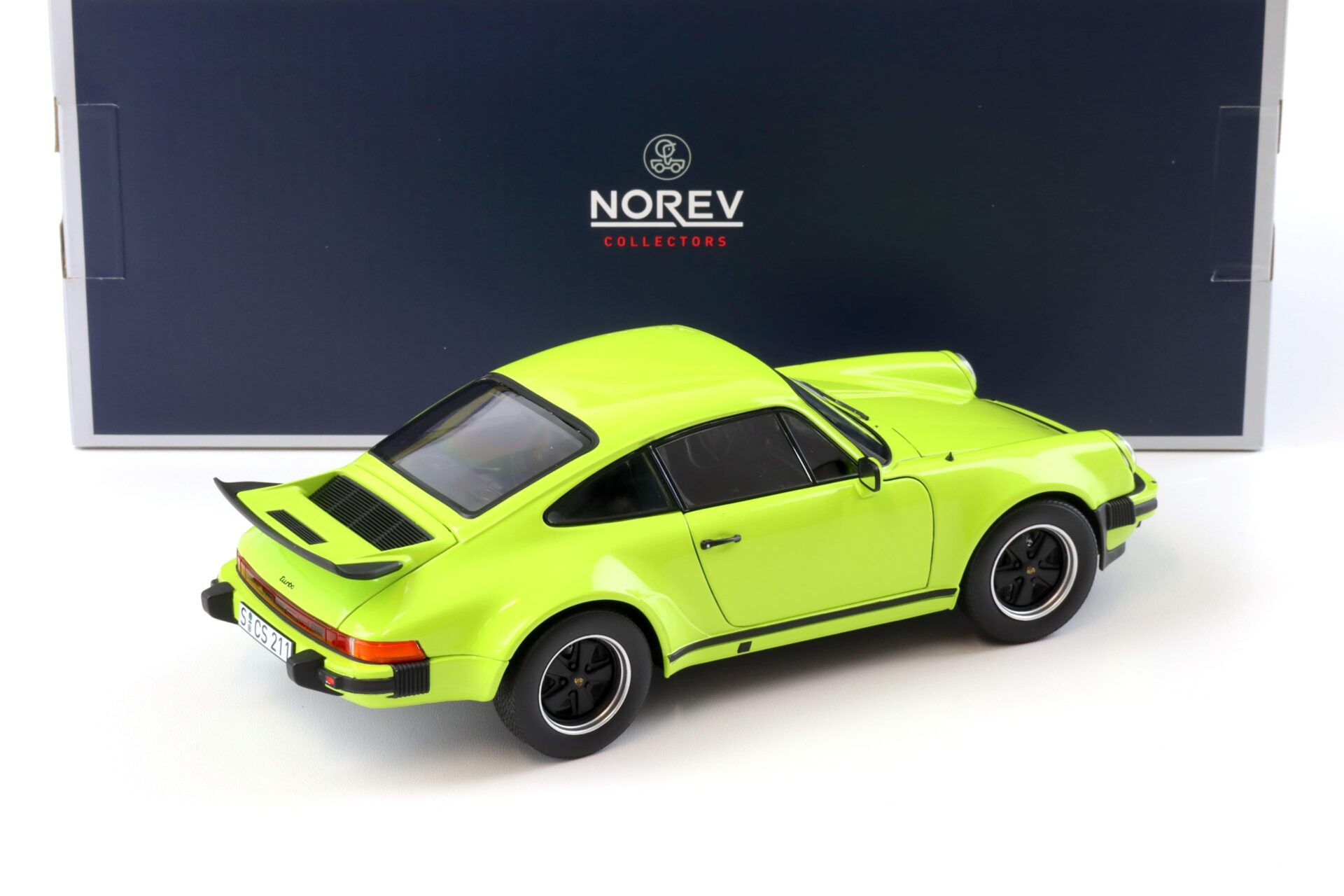 1:18 Norev Porsche 911 930 Turbo 3.0 Coupe 1976 light green 187666