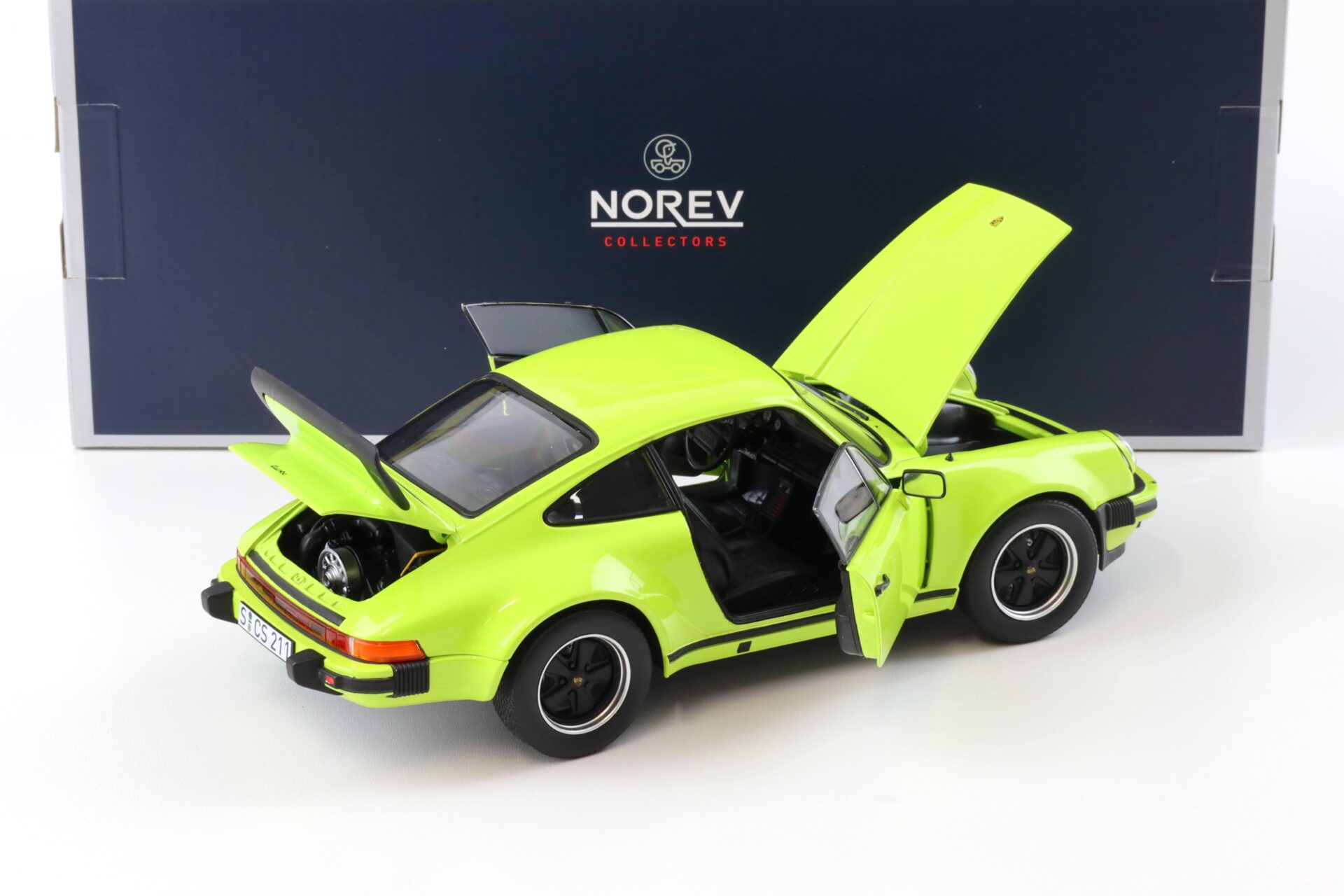1:18 Norev Porsche 911 930 Turbo 3.0 Coupe 1976 light green 187666