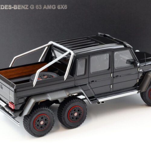 1:18 AUTOart 2013 Mercedes G63 AMG 6x6 Designo Gloss black 76306