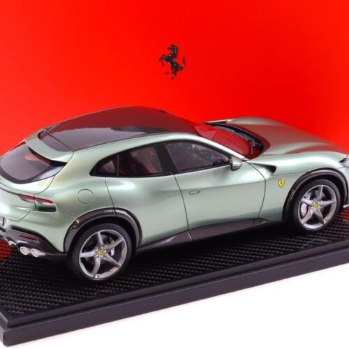 1:18 BBR Ferrari Purosangue Verde Dora Piero Ferrari with Carbon Base - Limited 30 pcs.