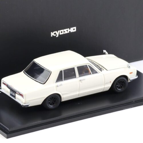 1:43 Kyosho Nissan Skyline 2000 GT-R 4 doors (1969) PGC10 wide wheel white