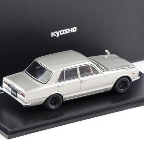 1:43 Kyosho Nissan Skyline 2000 GT-R 4 doors (1969) PGC10 wide wheel silver