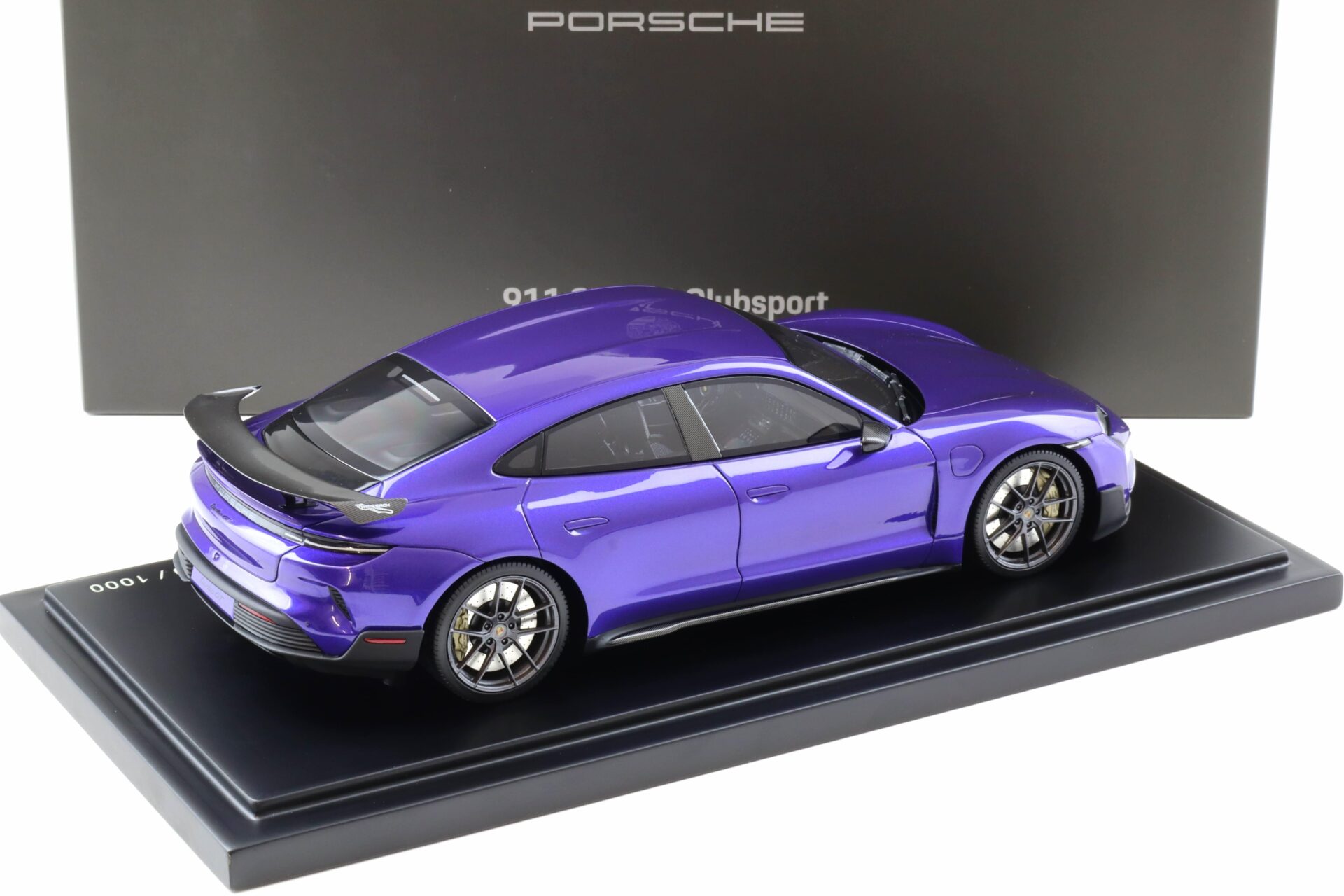 1:18 Minichamps Porsche Taycan Turbo GT Weissach Package purple sky metallic WAP DEALER
