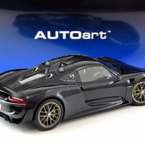 1:12 AUTOart Porsche 918 Spyder 2013 basalt black metallic 12121