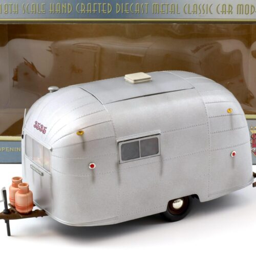 1:18 Motor City Classics Weathered AIRSTREAM Trailer Camper Wohnwagen silver 94007
