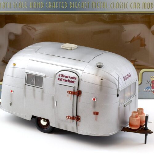 1:18 Motor City Classics Weathered AIRSTREAM Trailer Camper Wohnwagen silver 94007