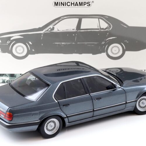 1:18 Minichamps BMW 730i E32 Limousine 1986 grey metallic