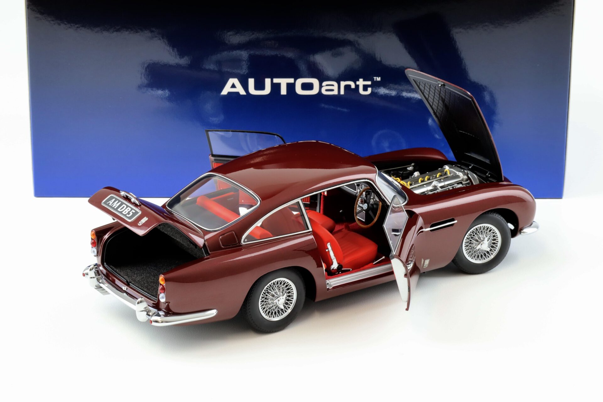 1:18 AUTOart Aston Martin DB5 Coupe 1964 Dubonnet Rosso red 70289