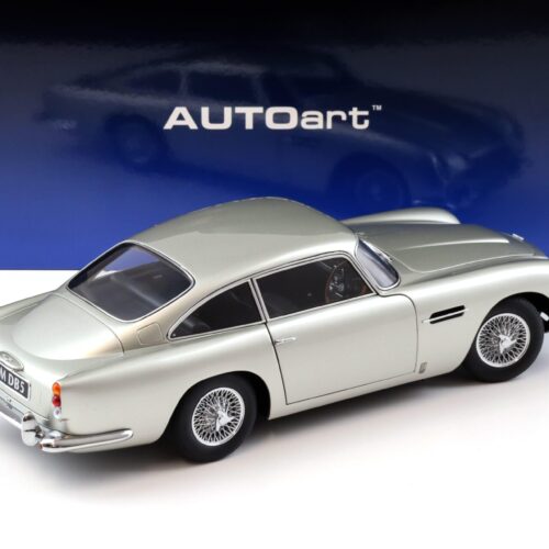 1:18 AUTOart Aston Martin DB5 Coupe 1964 Birch silver 70287