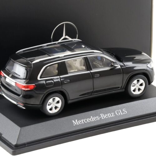 1:43 Z-Models Mercedes GLS X167 obsidian black 2019 DEALER VERSION - Image 2
