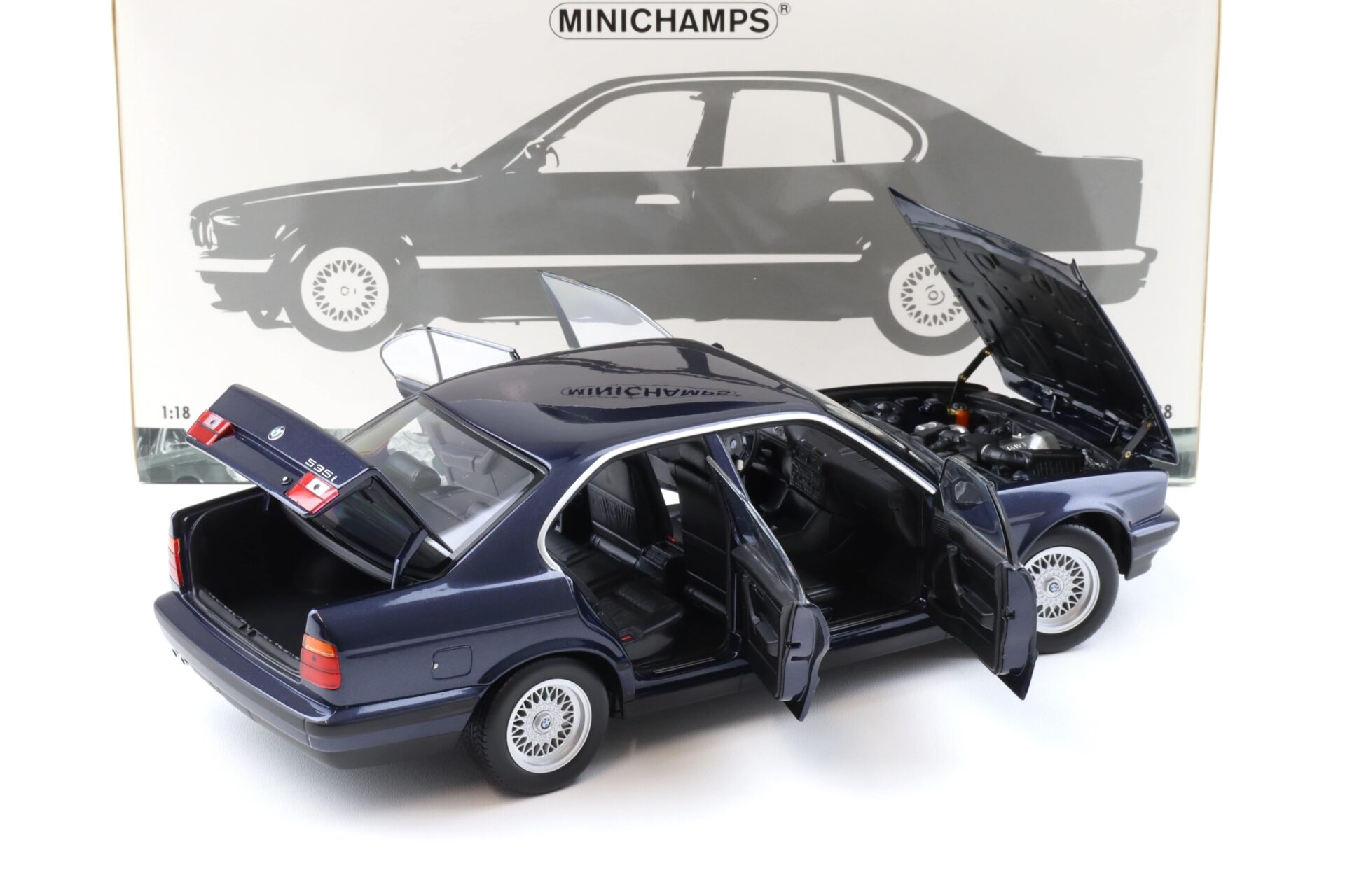 1:18 Minichamps BMW 535i E34 Limousine 1988 dark blue metallic